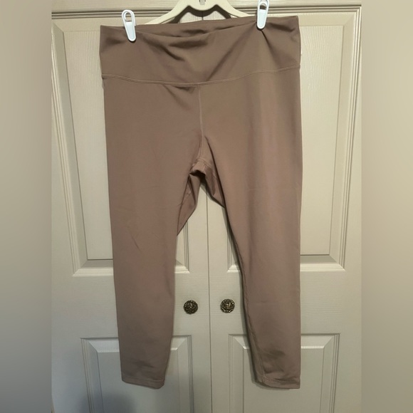 Jockey Women's Tan Leggings - Picture 1 of 5
